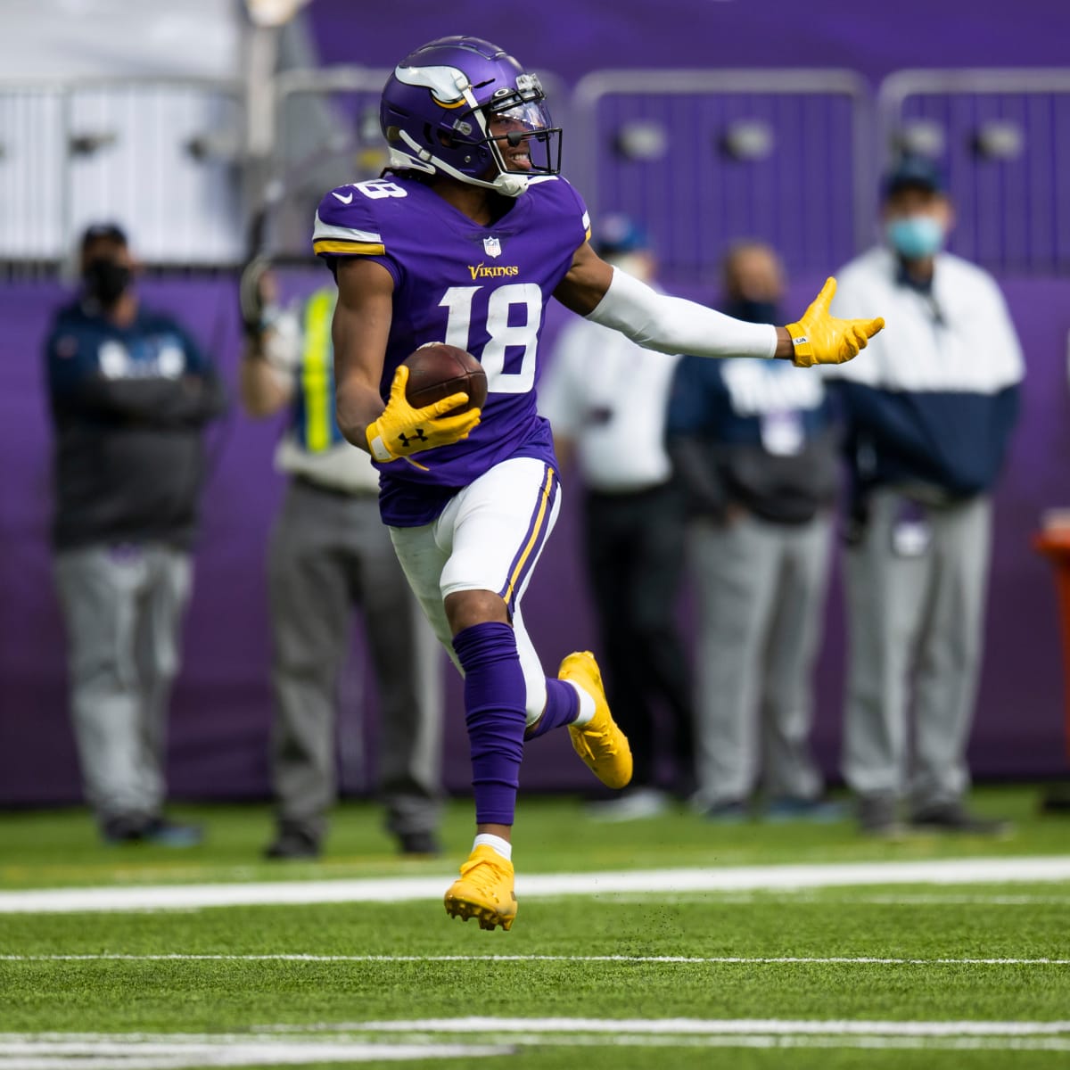 Justin Jefferson erupts, Vikings end losing streak in L.A. - Sports  Illustrated Minnesota Sports, News, Analysis, and More