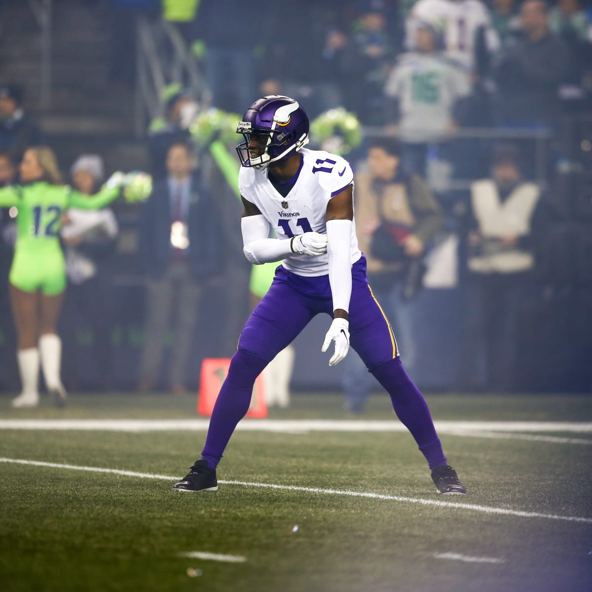 Wide Left: Vikings diehard panicking about Laquon Treadwell being