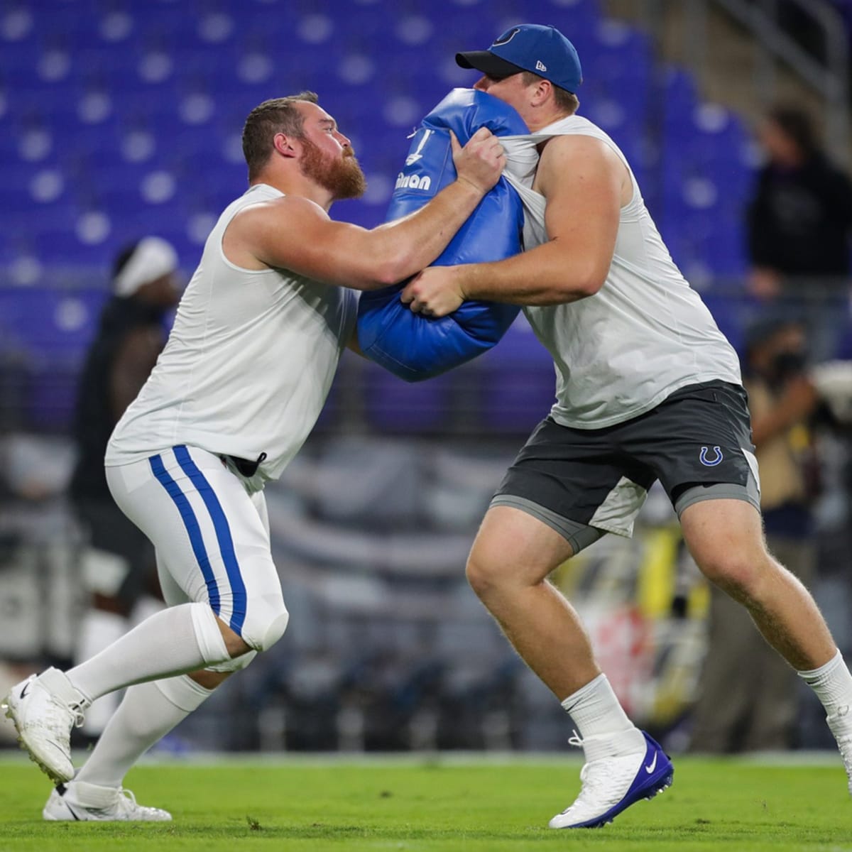 Minnesota Vikings guard Chris Reed stands on the field during an NFL  football team practice in Eagan, Minn., Thursday, Sept. 8, 2022. (AP  Photo/Abbie Parr Stock Photo - Alamy