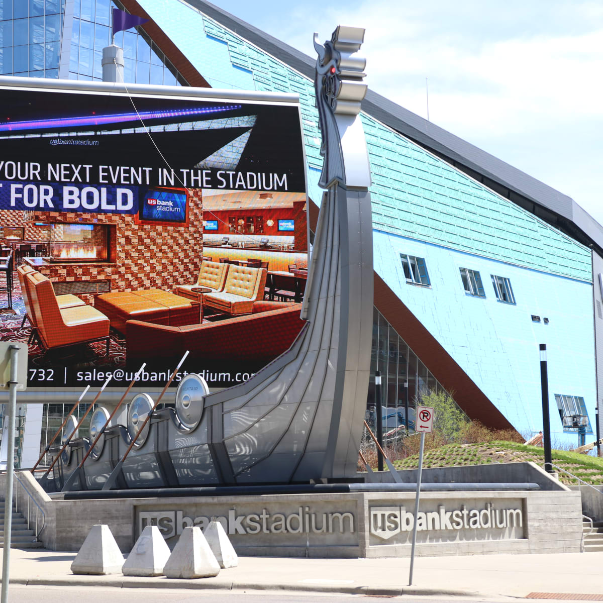 Vikings fans primed to take over luxurious $5 billion SoFi Stadium in first  visit – Twin Cities