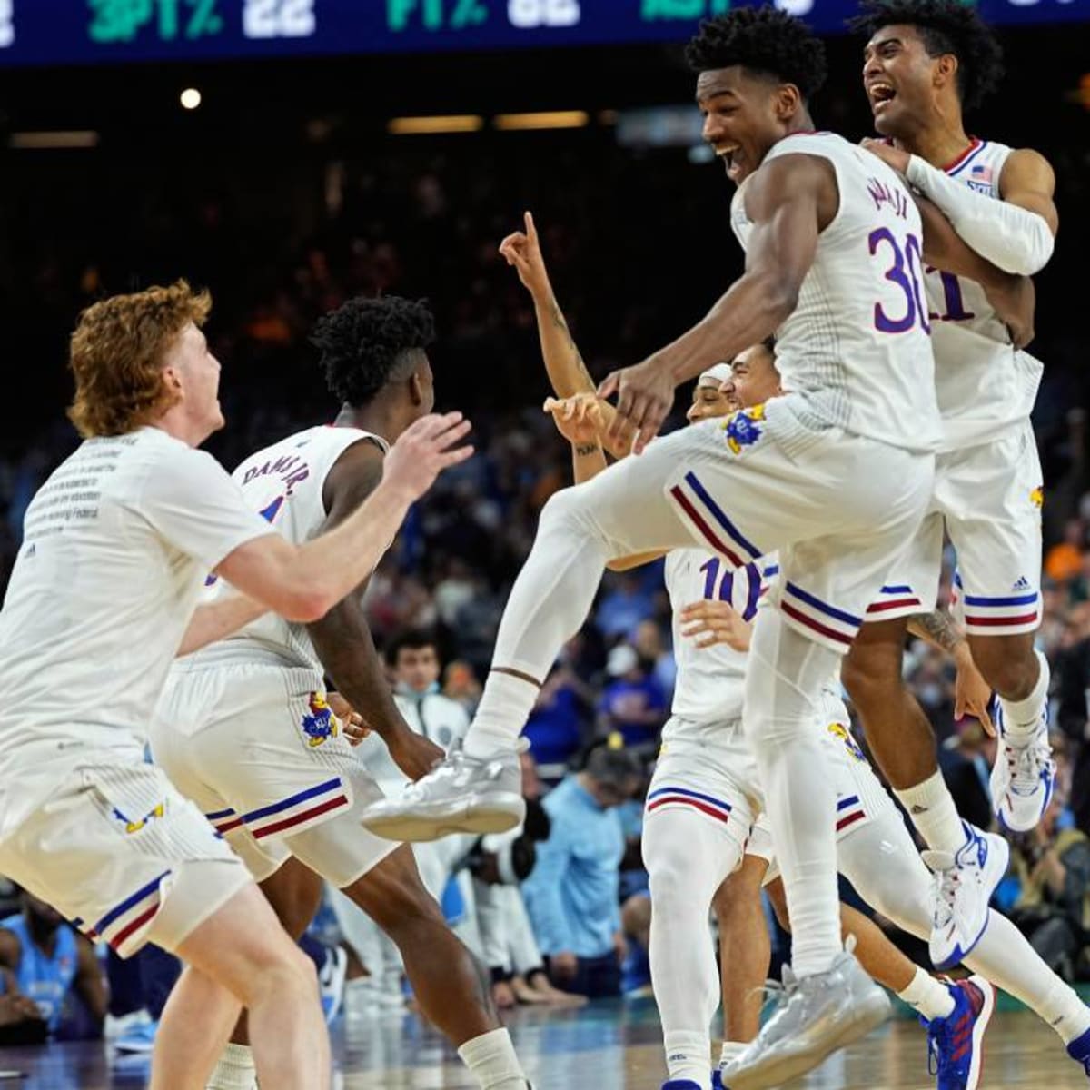 Kansas beats North Carolina to earn its 4th NCAA men's basketball  championship