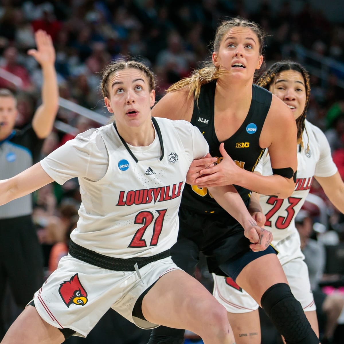 UConn vs. Louisville Women's Basketball Highlight (2021-22) 