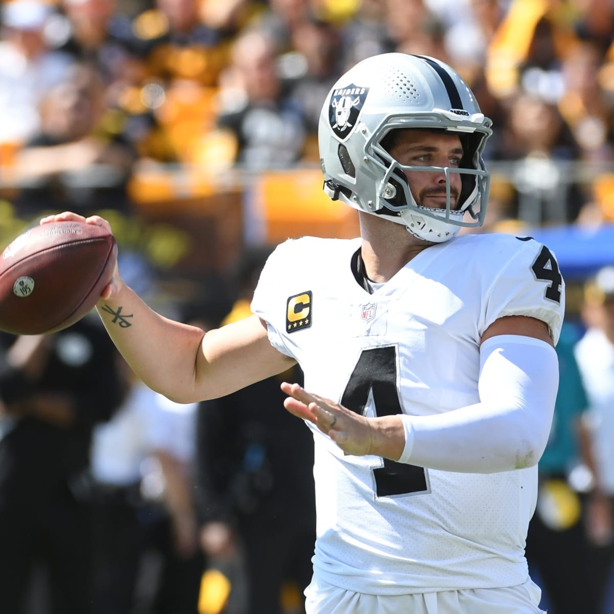 Derek Carr reiterates he 'only wanted to be a Raider' after extension - Las  Vegas Sun News