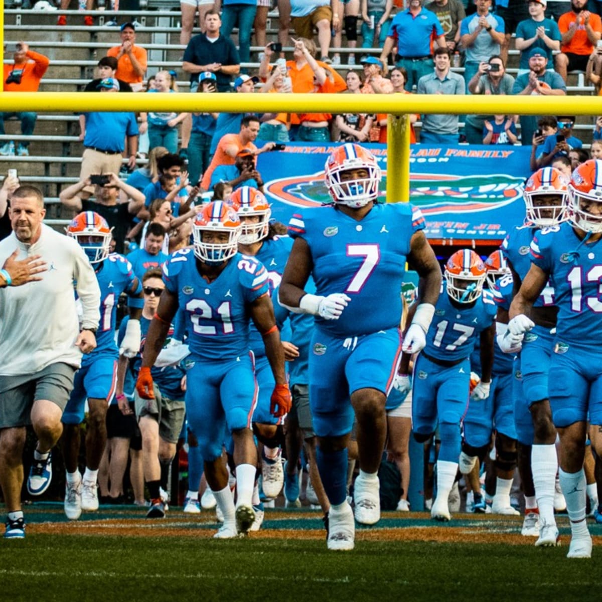 QB Anthony Richardson shines in Gators' Orange and Blue game