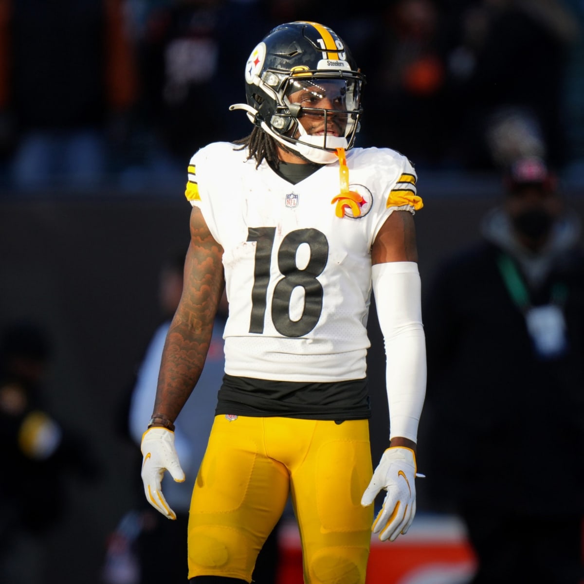 Steelers: Fantasy football impact of Diontae Johnson's injury