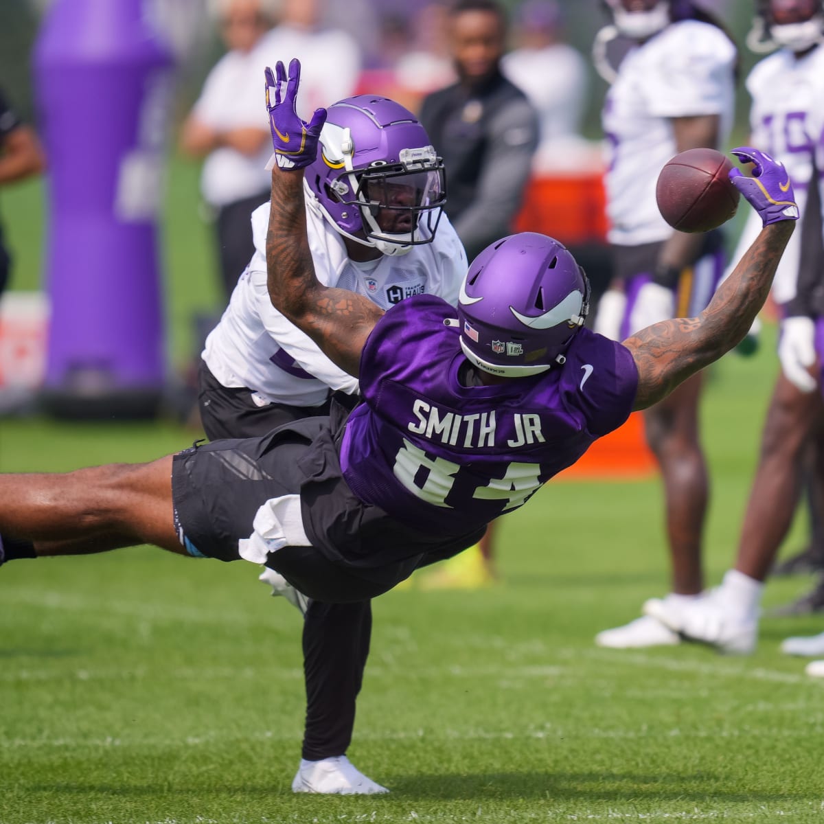 Vikings keep Irv Smith Jr.'s Minnesota mentor 