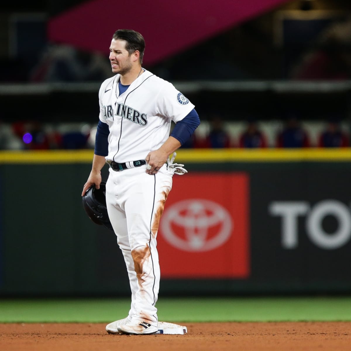 Jesse Winker wins it in 12th inning, Mariners complete homestand with sweep  of Royals