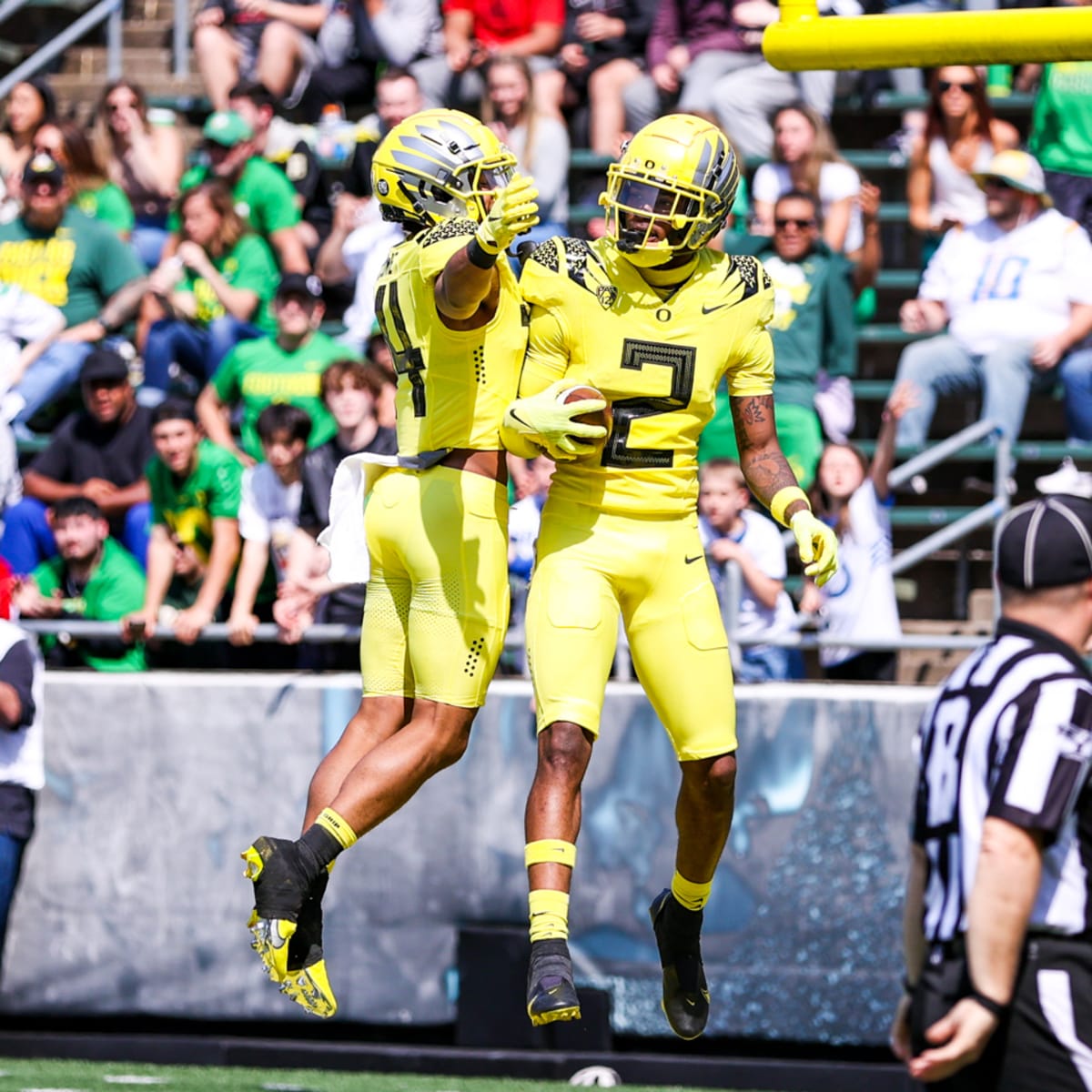 Oregon football approaching top 5 of 2022 team recruiting rankings