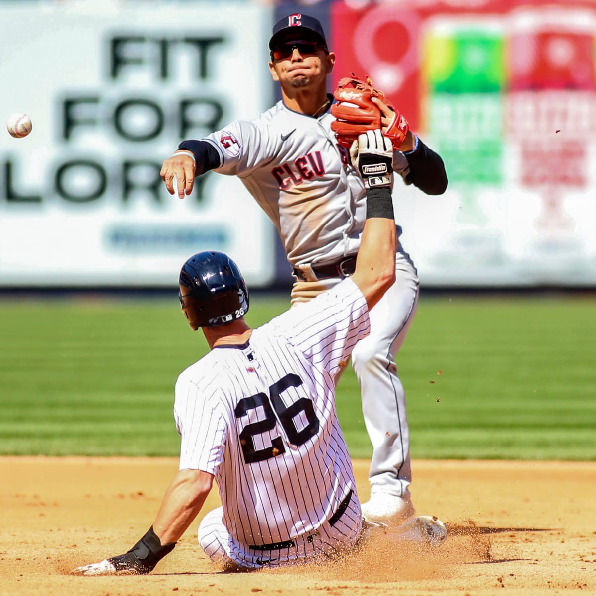 Domínguez homers again as Yankees complete three-game sweep in