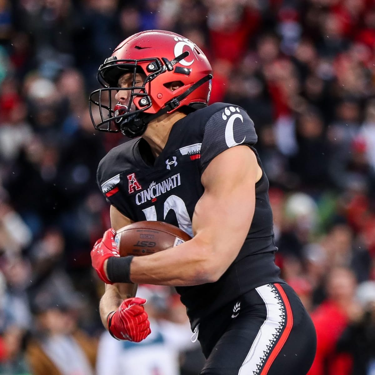 Bengals hold top-30 visit for UC Bearcats WR Alec Pierce - Cincy