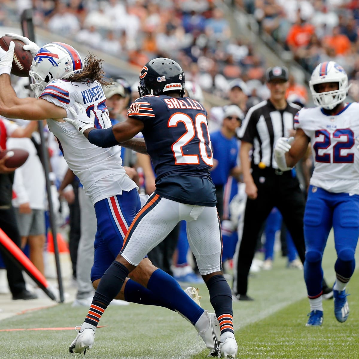 Bears Coach Matt Eberflus Deflects Onslaught of Chase Claypool Questions in  Laughable Fashion - Sports Illustrated