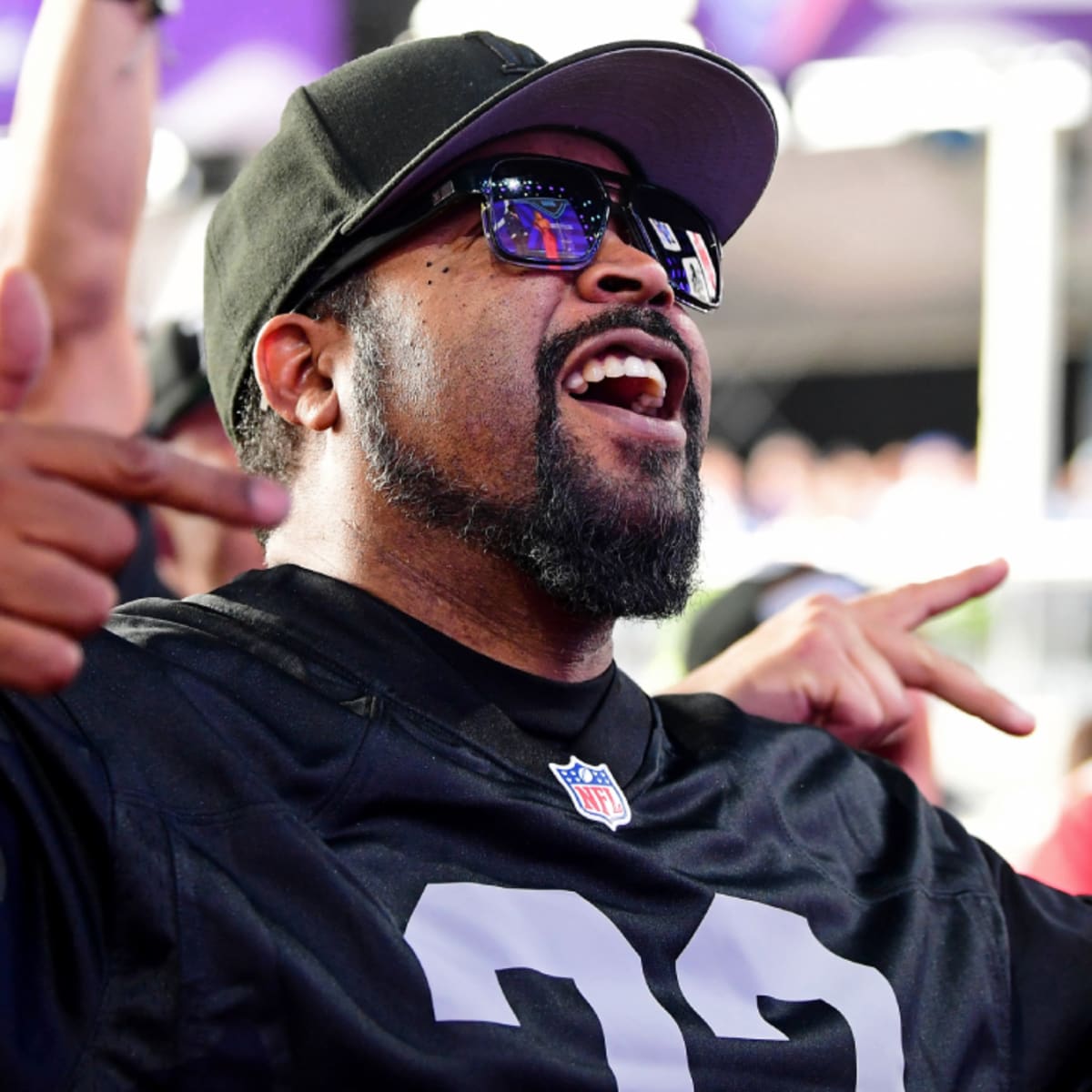 Ice Cube kicked out of the NFL Draft 2022 in Las Vegas