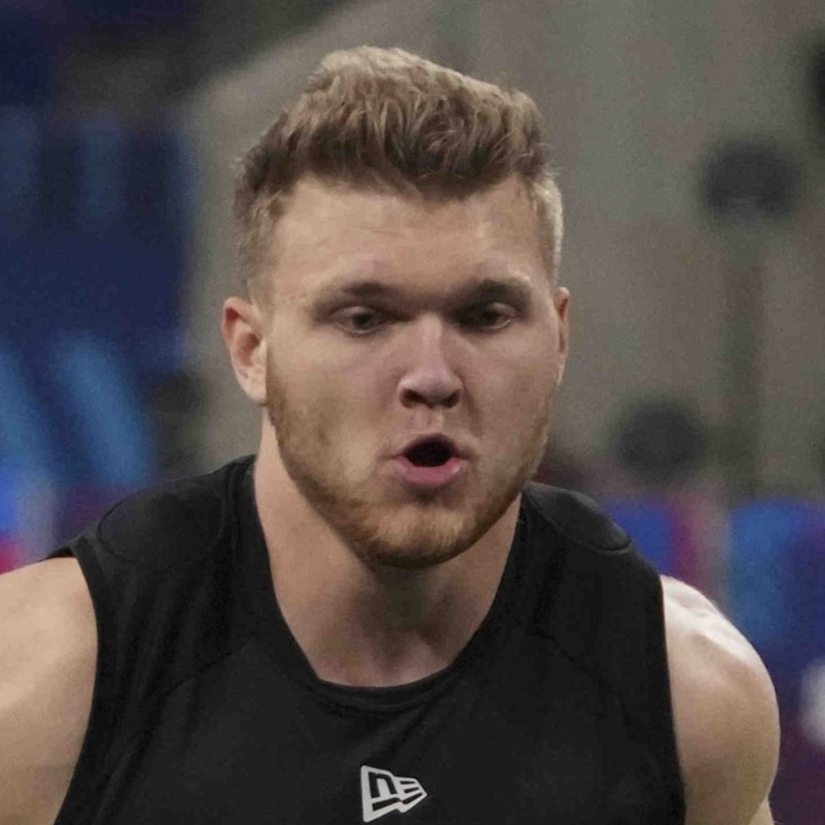 Is Aidan Hutchinson Deaf? Setting the Record Straight and Shedding Light on  5 Fascinating Facts About the Detroit Lion Prodigy