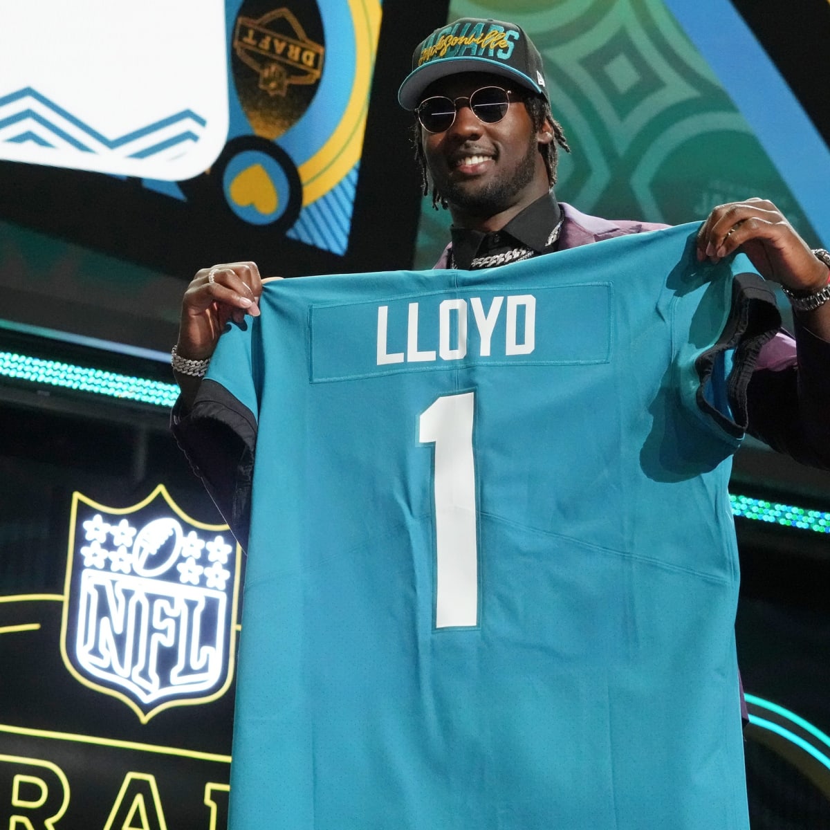 Jaguars' Devin Lloyd: After a loss like that, 'you're ready to get back to  work'