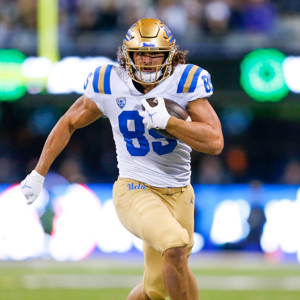 UCLA tight end Greg Dulcich could garner attention from many in 2021 –  Orange County Register