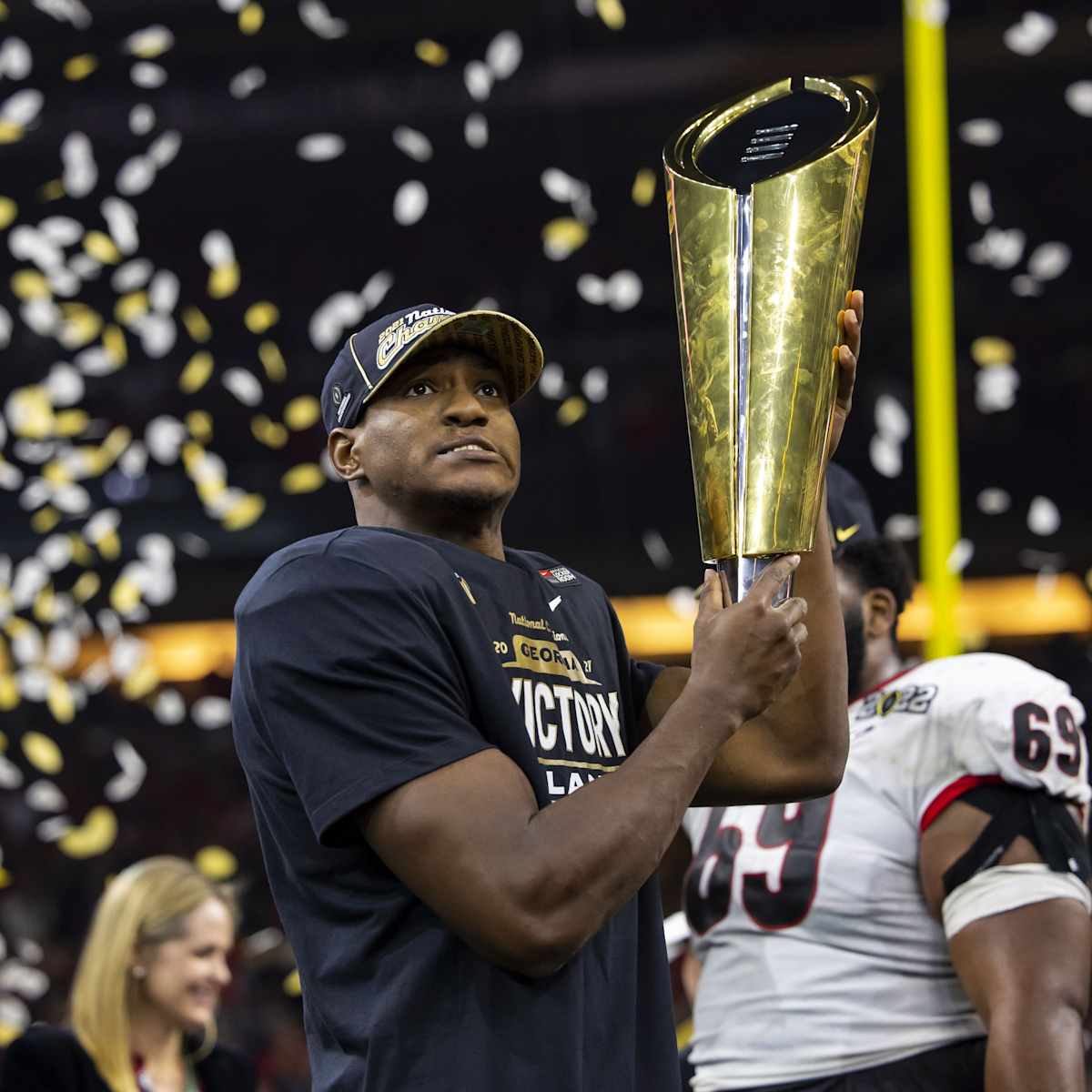 Zamir White Draft news: Georgia running back to enter 2022 NFL Draft -  DraftKings Network