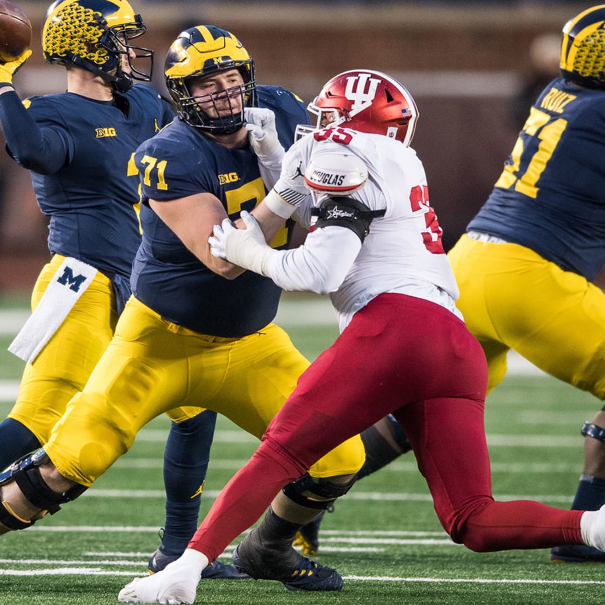 Guard or tackle for Michigan OL Andrew Stueber? NFL teams prefer one 