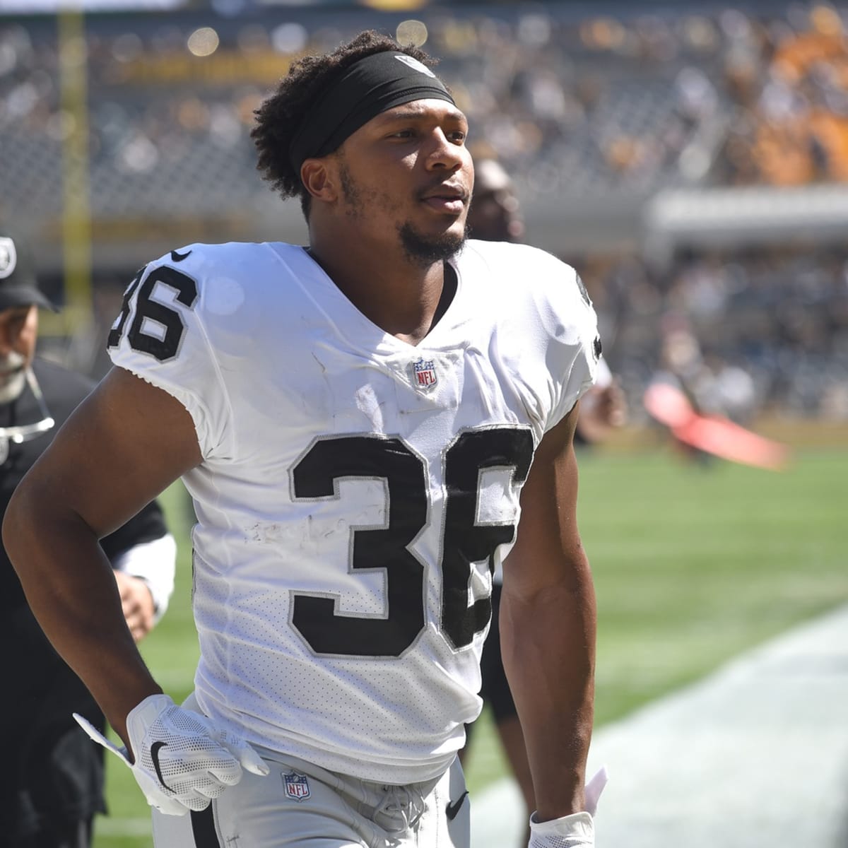 Raiders release 2nd-year running back Trey Ragas