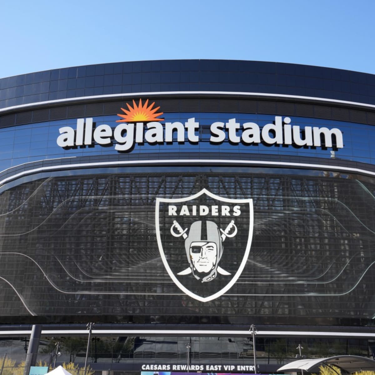 Raiders offer alternate vaccination screening for Bears game