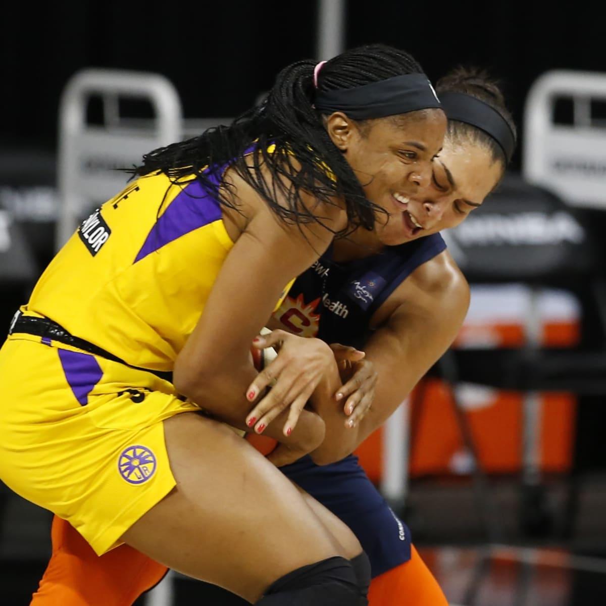 Los Angeles Sparks guard Te'a Cooper suspended one game