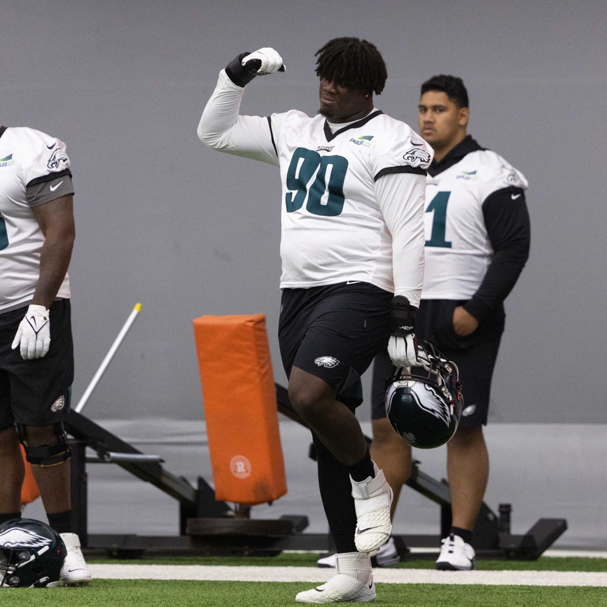 From the same Bulldog litter, Eagles rookies Jordan Davis and Nakobe Dean  know how to work together