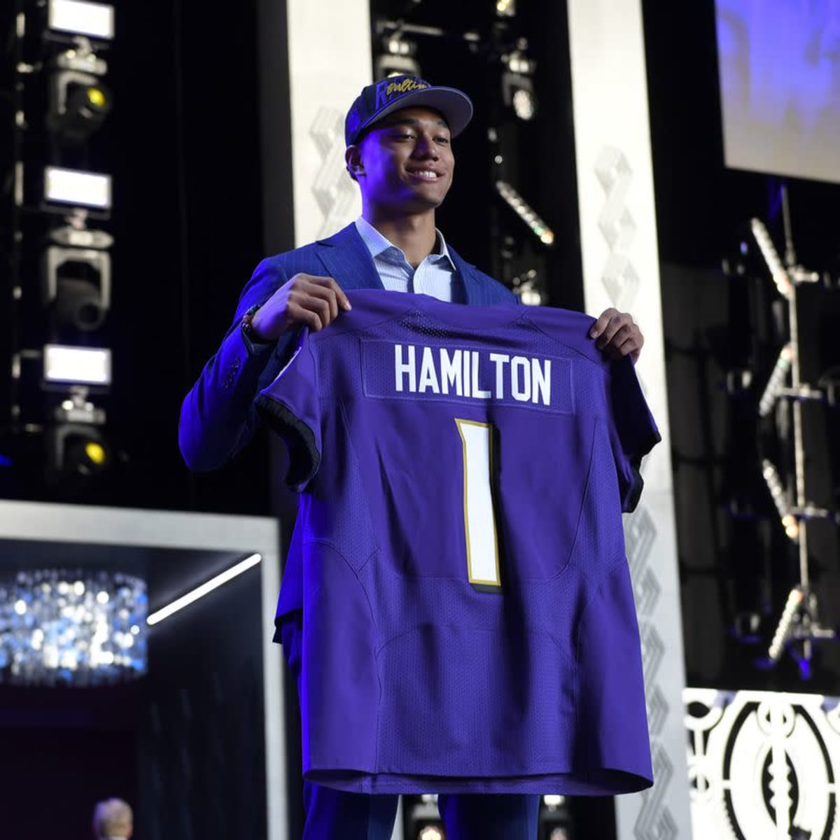 Realistic 2022 rookie expectations for the Ravens: Kyle Hamilton - Baltimore  Beatdown