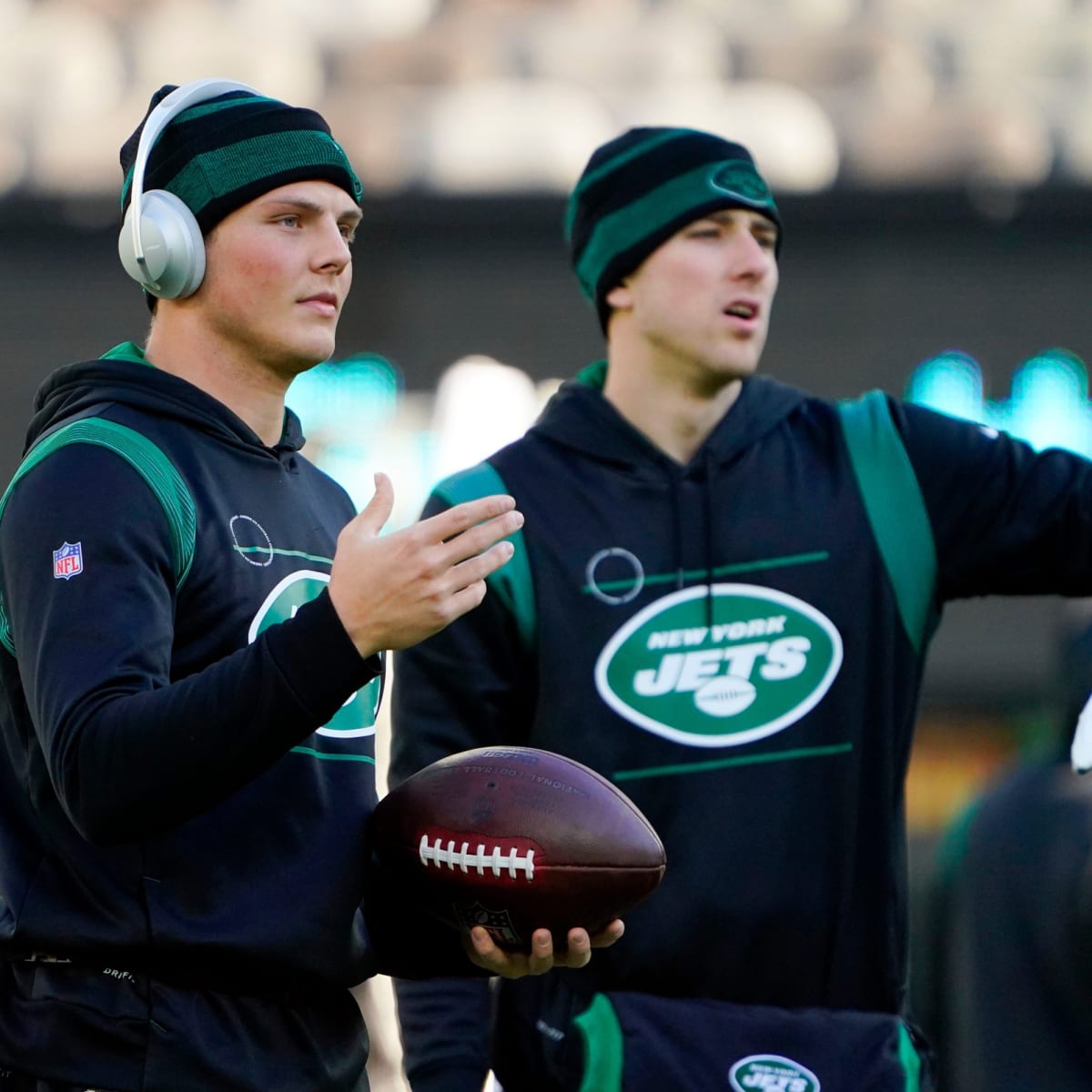 New York Jets: Quarterback not a given with No. 2 overall pick