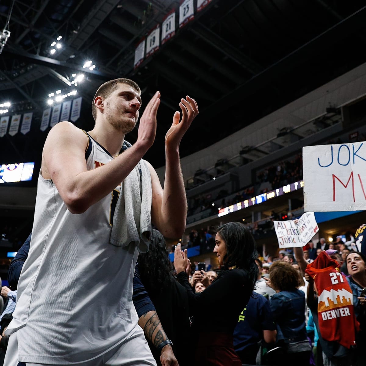 Nuggets' Nikola Jokic wins 2021-22 Kia Most Valuable Player award