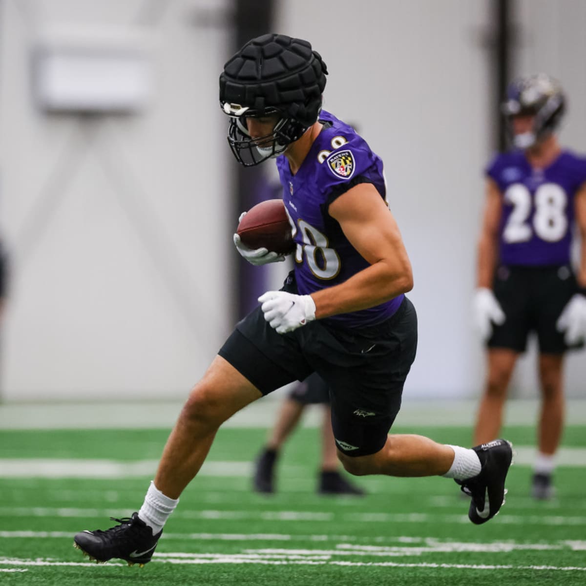 Baltimore Ravens tight end Isaiah Likely (80) warms up before an NFL  preseason football game against the Philadelphia Eagles in Baltimore,  Saturday, Aug. 12, 2023. (AP Photo/Nick Wass Stock Photo - Alamy