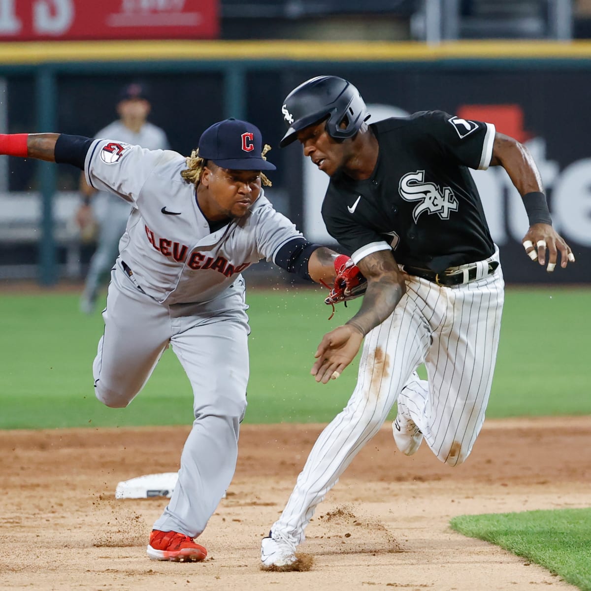 Chicago White Sox fall short in bid for 1st series sweep of the season,  falling 3-1 to the Cleveland Guardians, National Sports