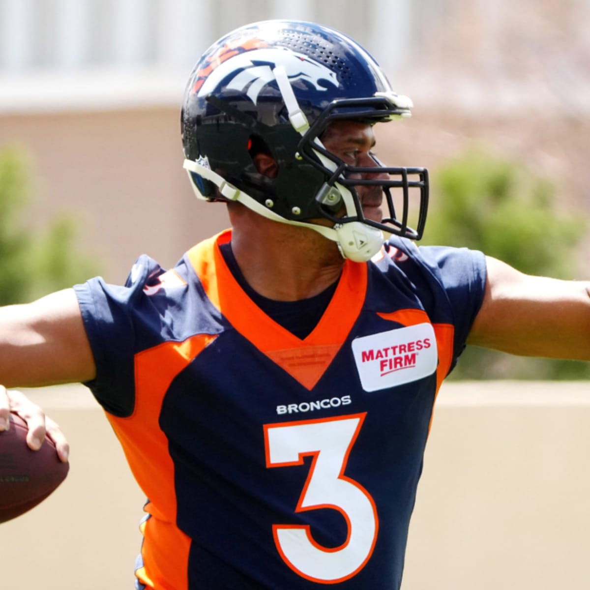 Fantasy Football Tips: Start Justin Fields and Russell Wilson, Broncos Weak  on Defense - BVM Sports