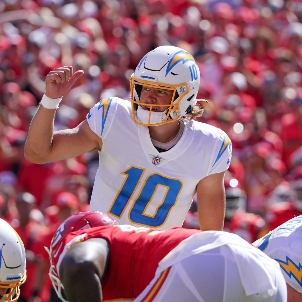 Las Vegas Raiders fall 28-14 to the Los Angeles Chargers - Sports  Illustrated Las Vegas Raiders News, Analysis and More