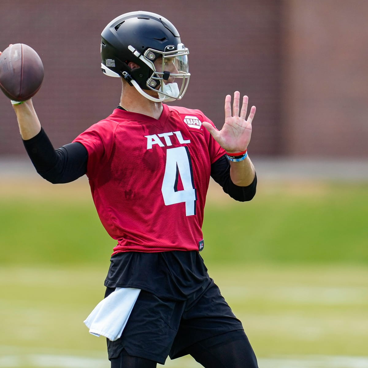 Atlanta Falcons quarterback Desmond Ridder dials launch codes to