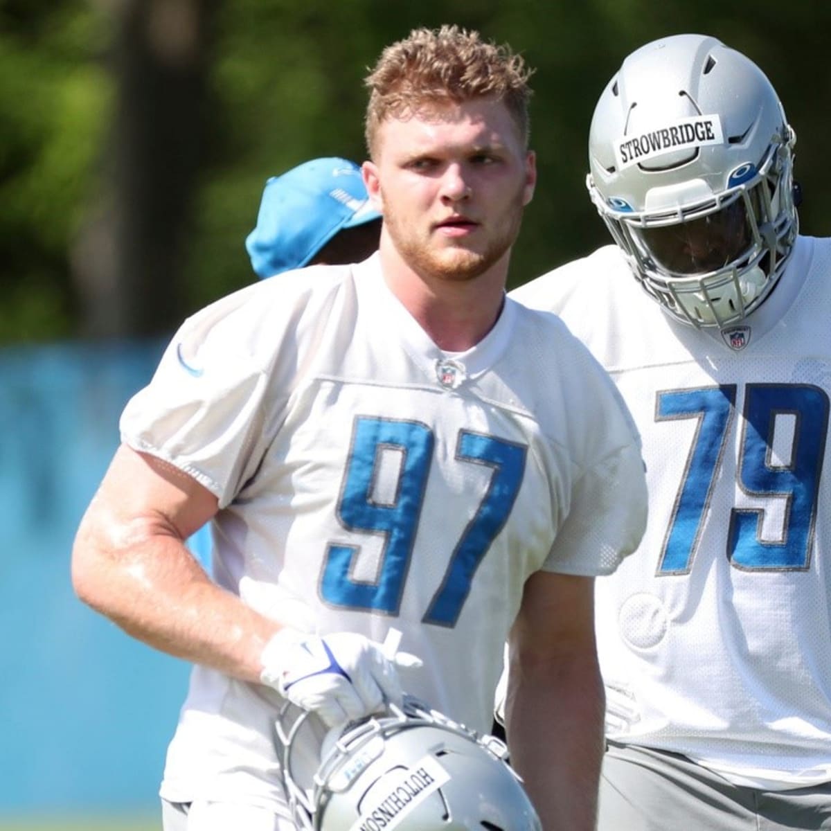 Aidan Hutchinson Height How Does It Elevate Detroit Lion Defensive End Game?