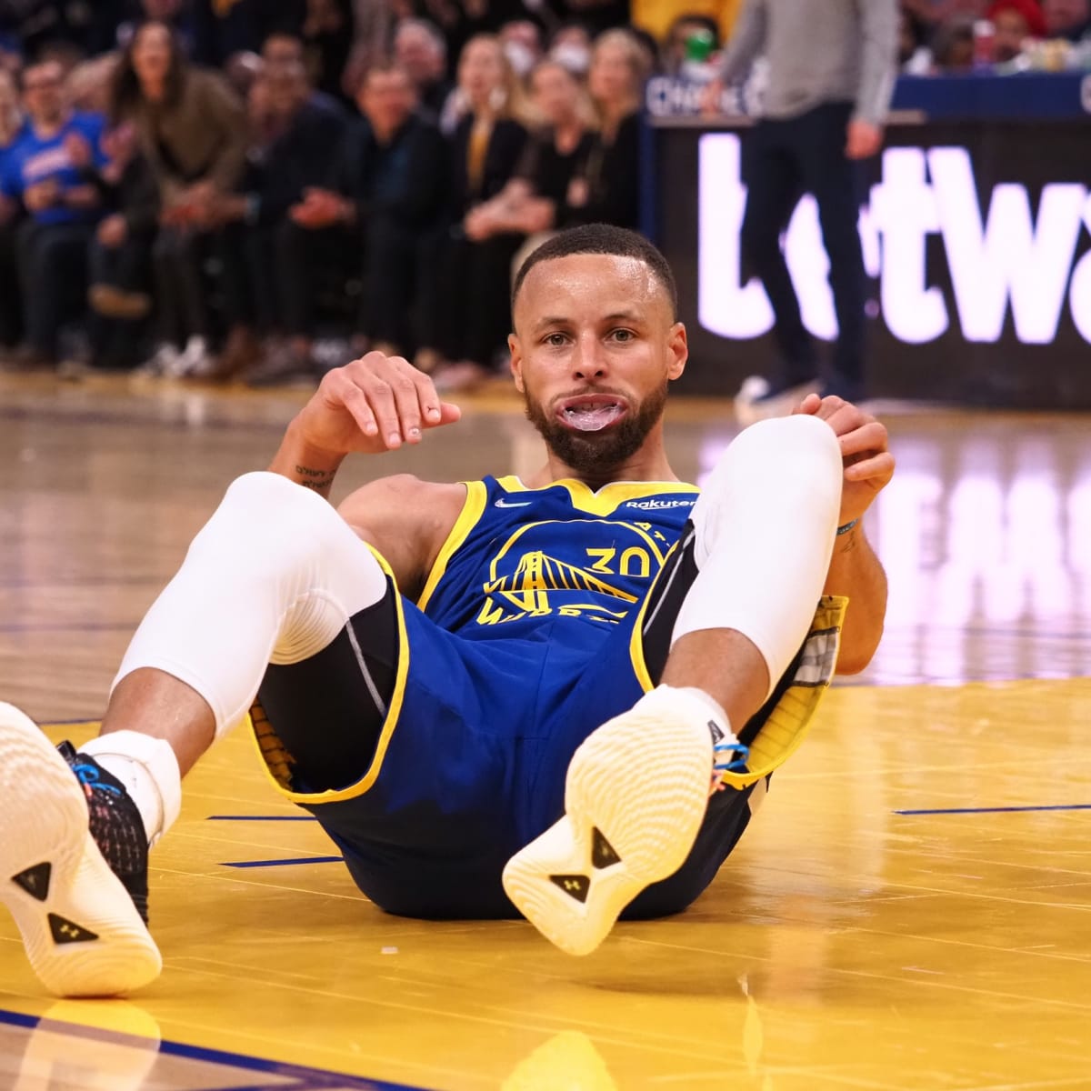 What shoes are Steph Curry wearing in the playoffs -- and how can I get  mine? 