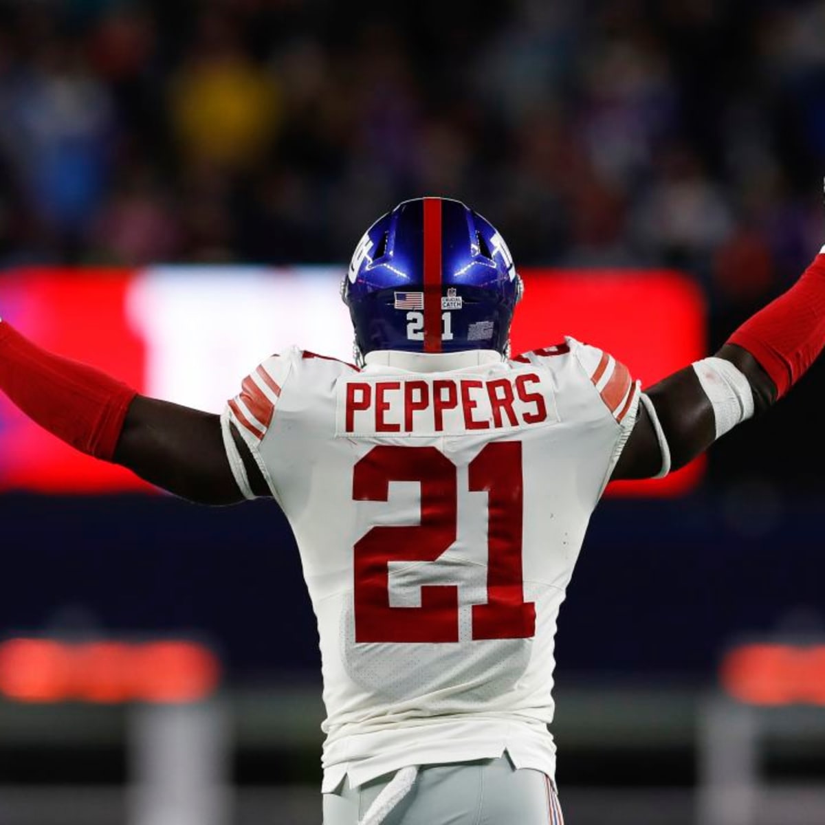 Patriots' Jabrill Peppers explains why he had a walkie talkie at