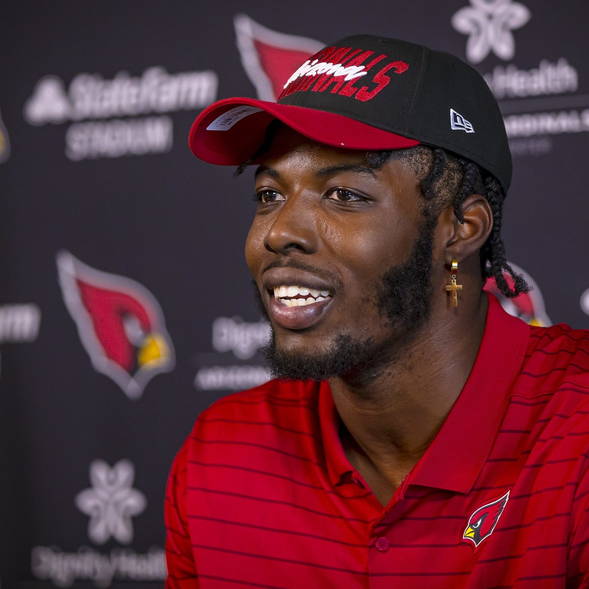 Linebacker Myjai Sanders slowly showing development as Cardinals