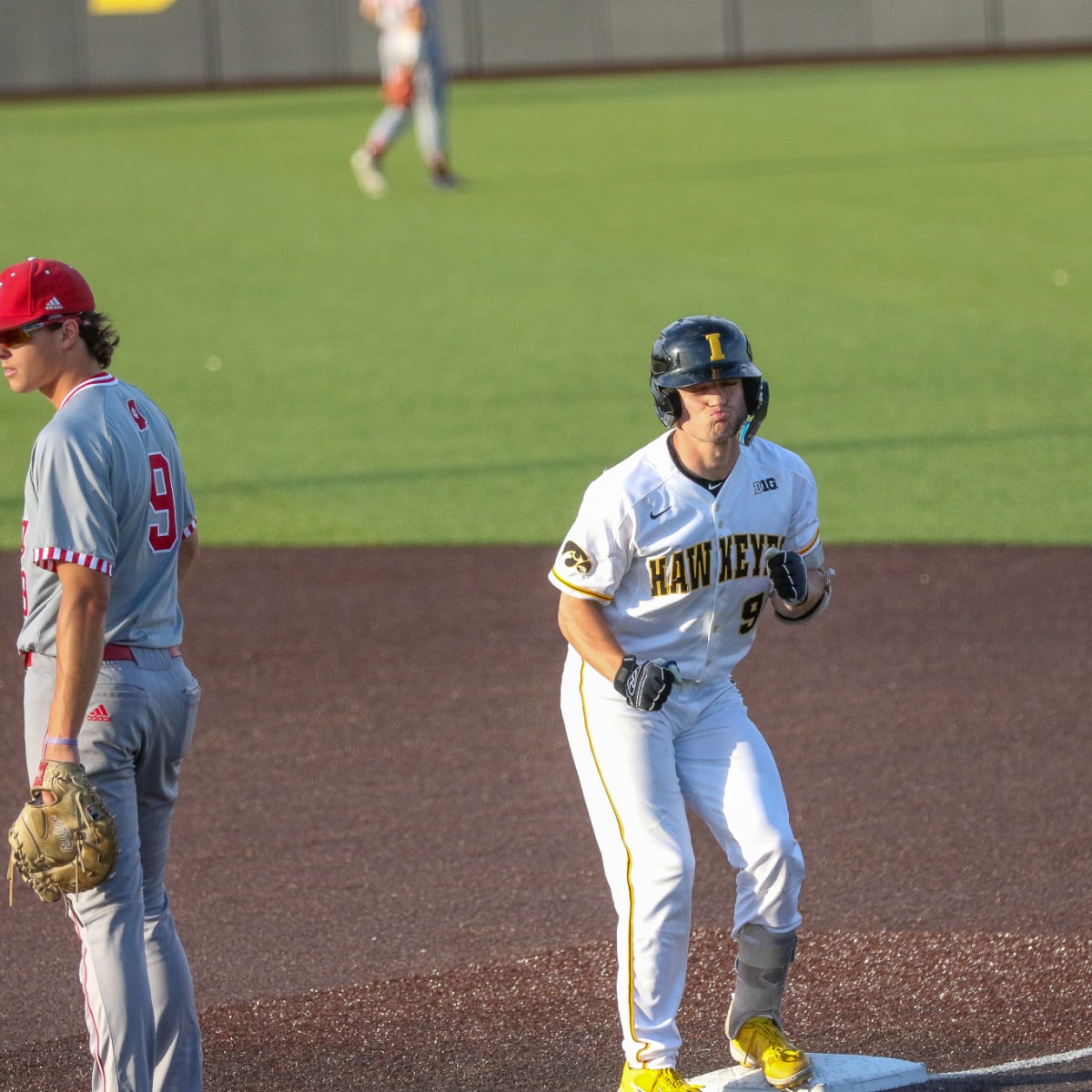 Hawkeye Baseball's Sher carries over success from freshman season