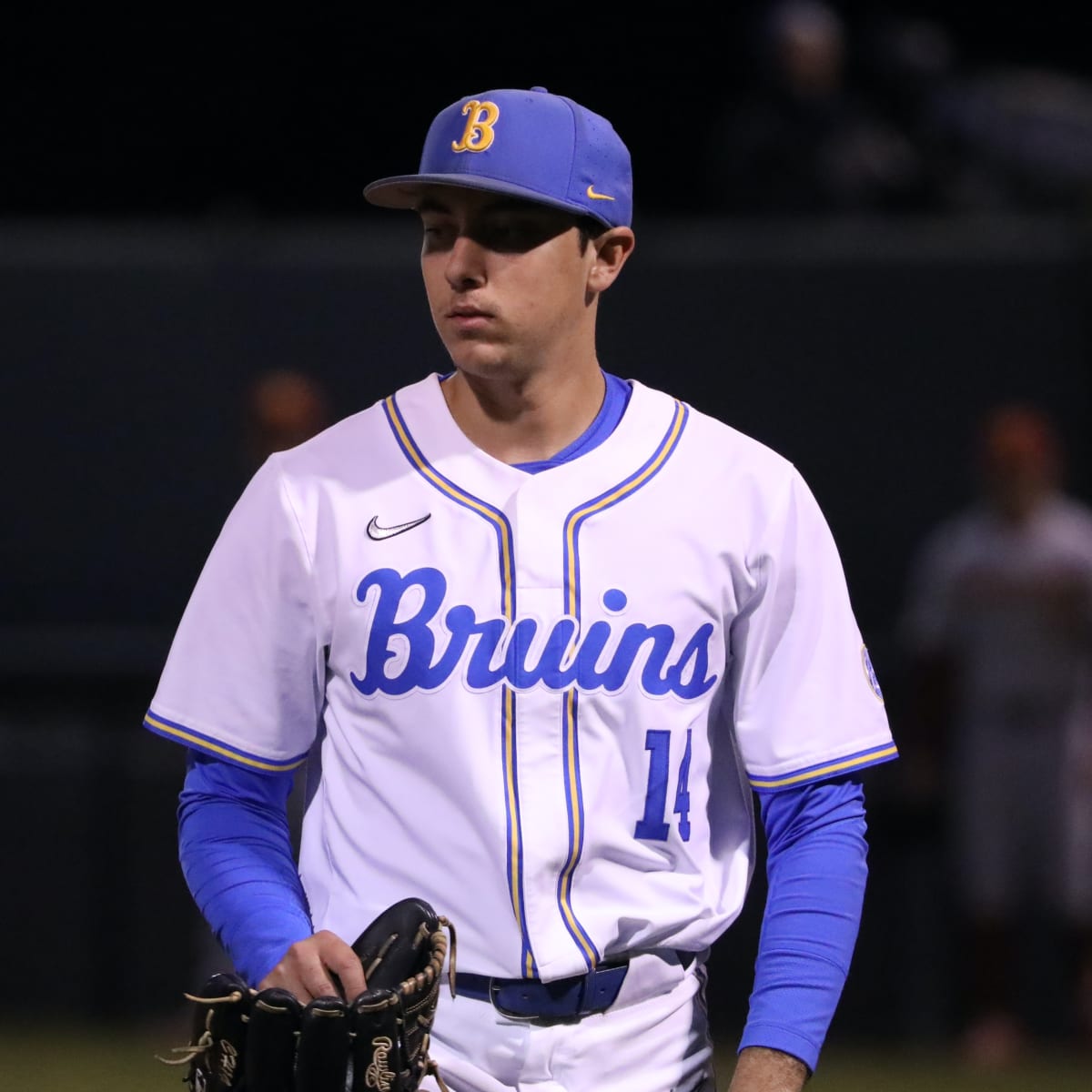 Oregon baseball goes for the sweep after defeating UCLA in extras