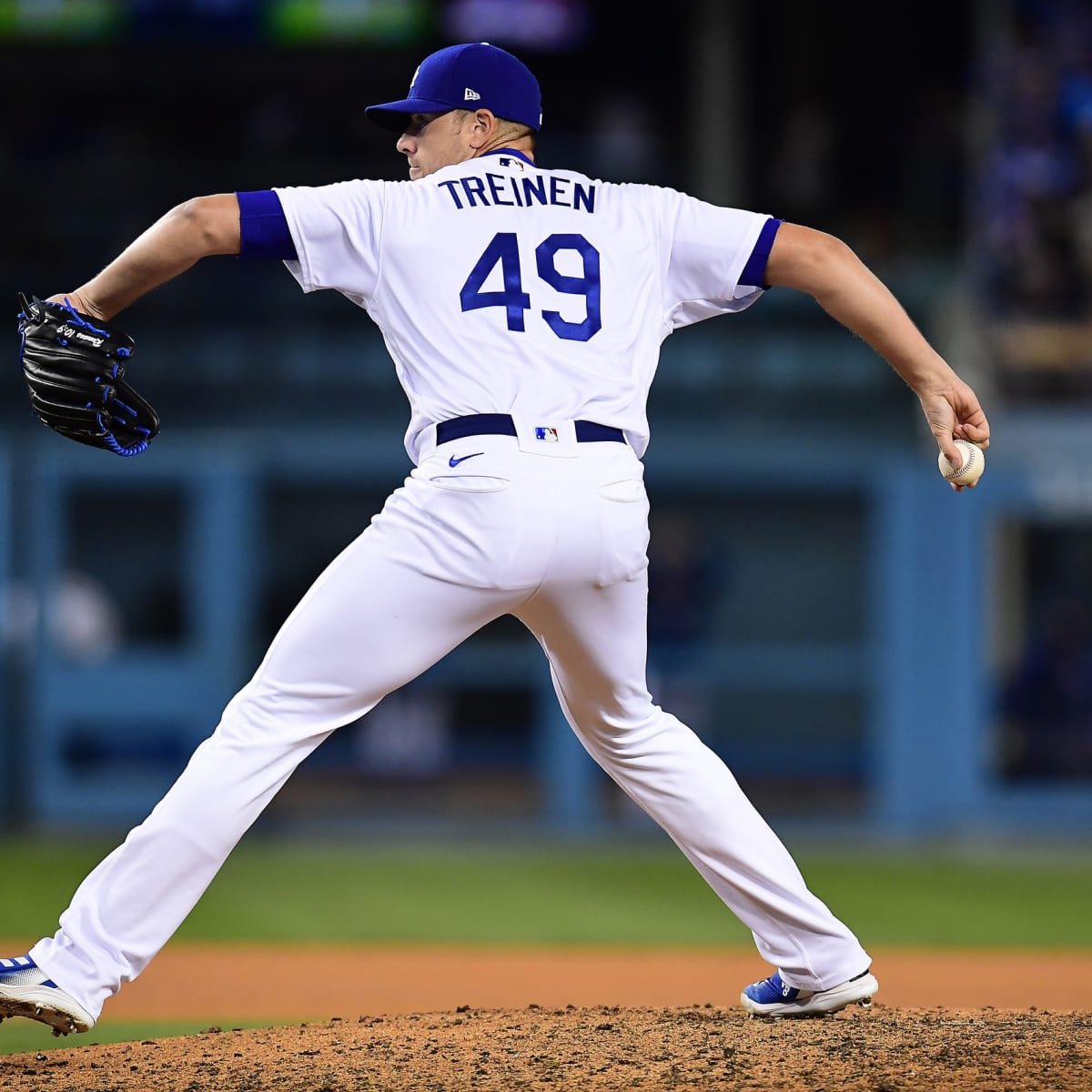 Los Angeles Dodgers go “all-in” on Blake Treinen, sign free agent