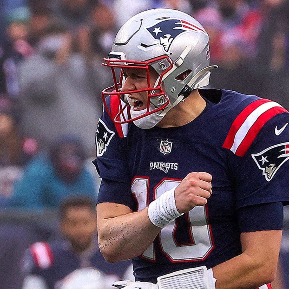 GoLocalProv  Crowe - NFL Week #13 Power Rankings 2022: Patriots