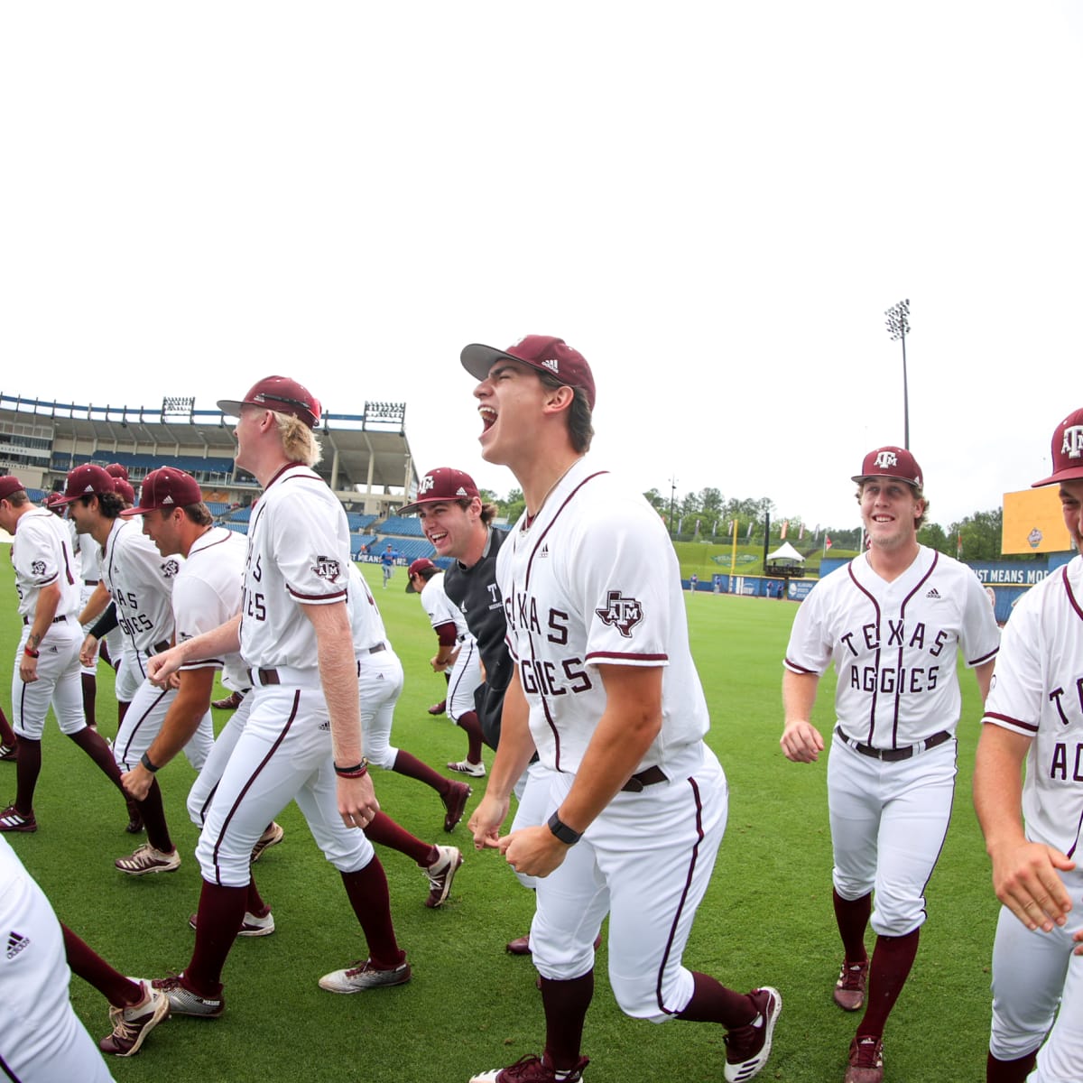 surprise 😎 #FamilyF1rst, #GigEm - Texas A&M Baseball