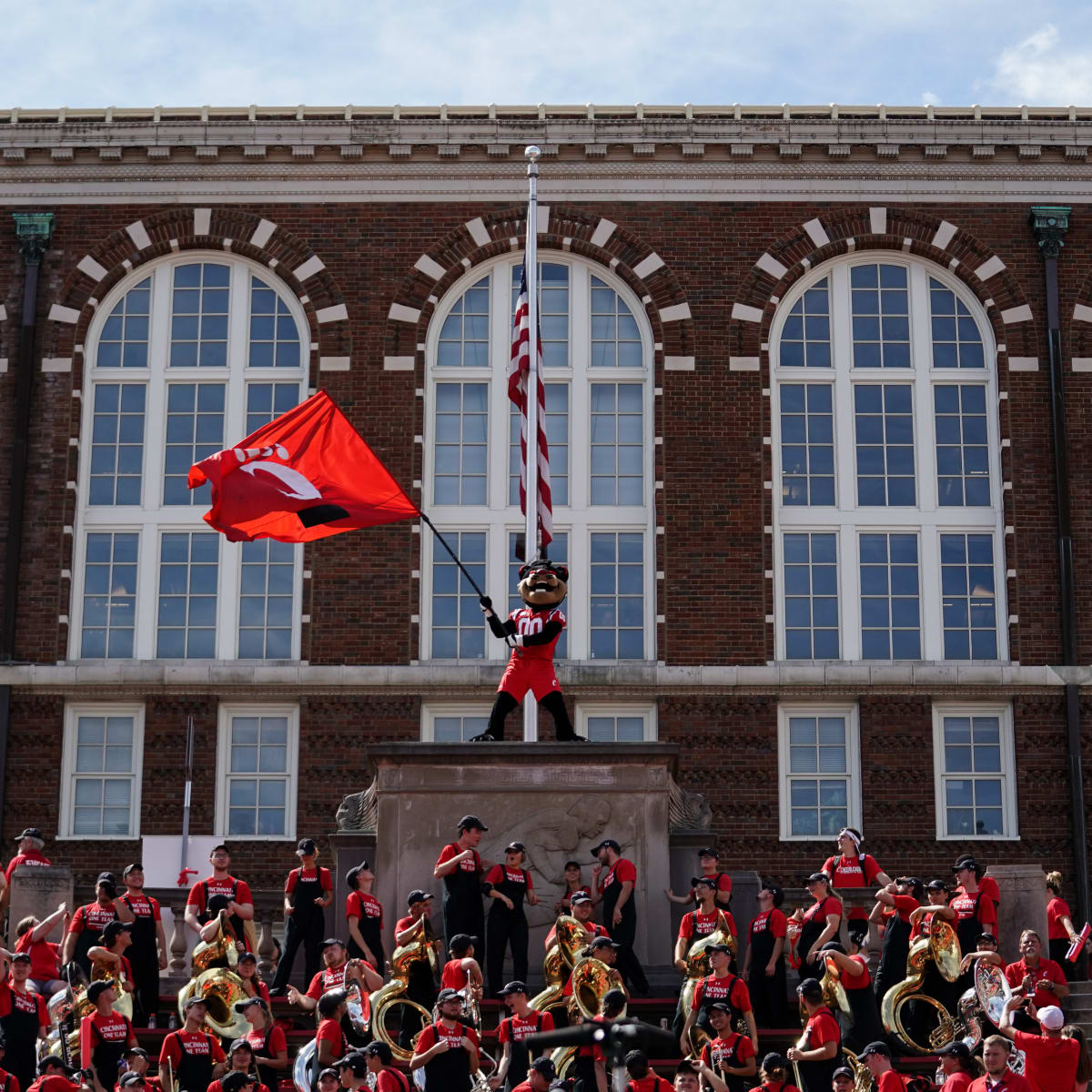 Look: UC Honors Greatest Teams at Nippert Stadium - All Bearcats