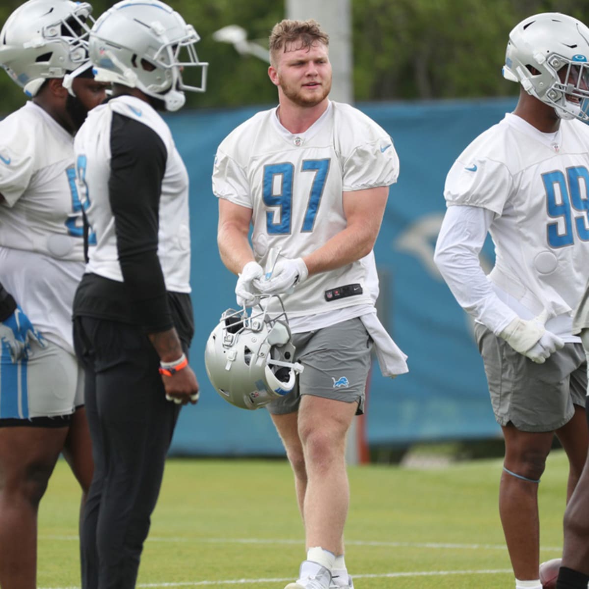 Detroit Lions camp: Rookie tight end T.J. Hockenson impressive