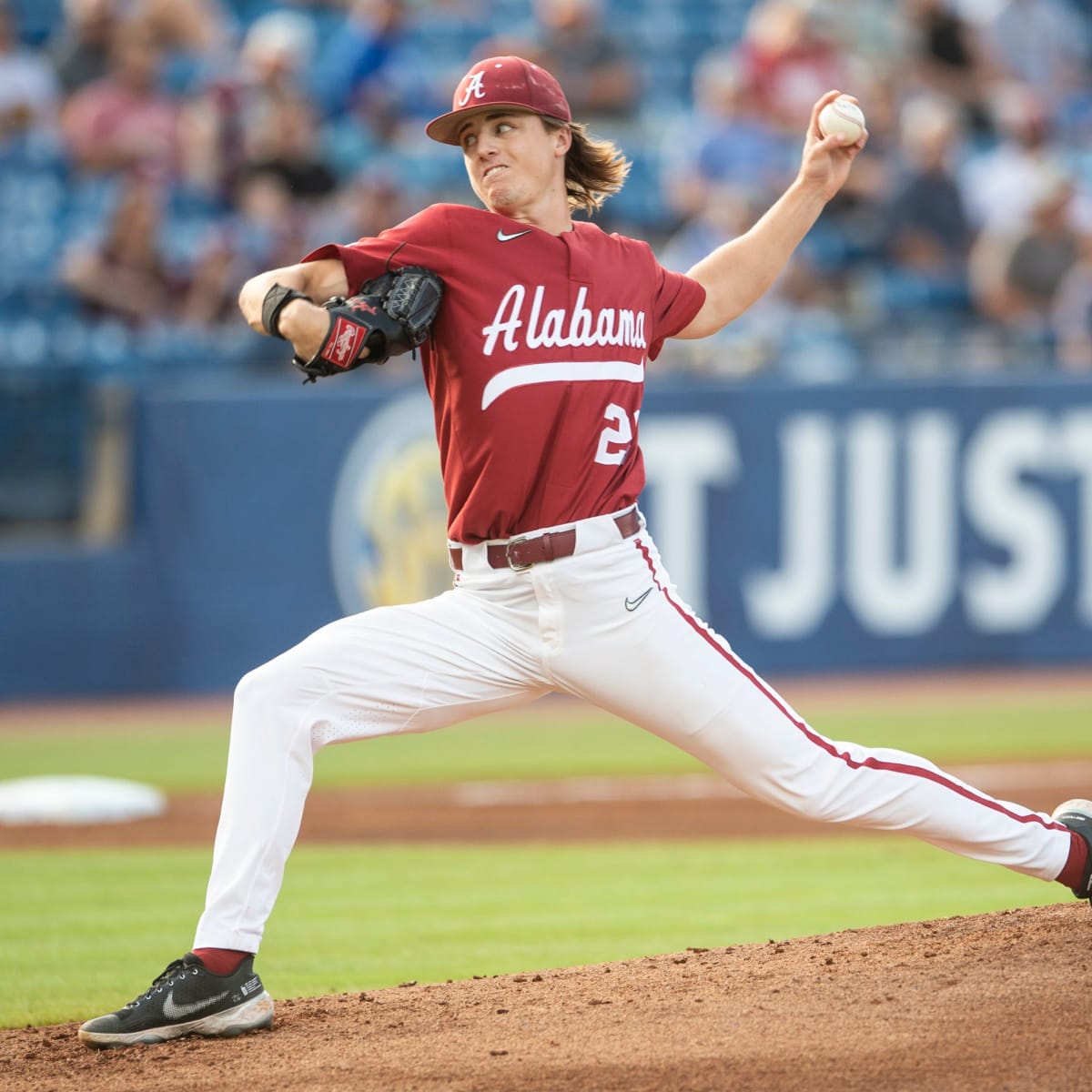 Alabama baseball loses steam late in Saturday loss at No. 1 LSU