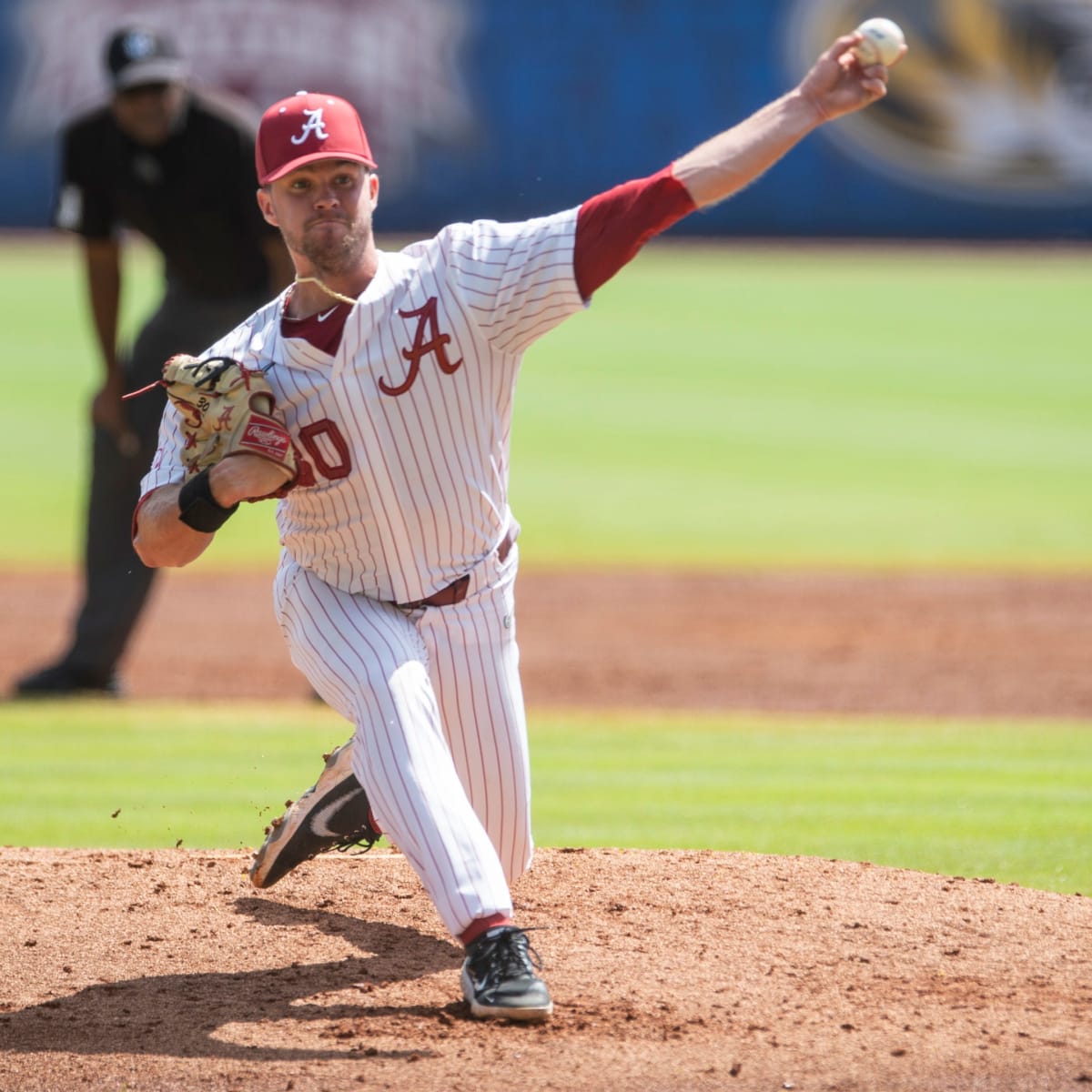 Alabama baseball falls to top-seeded Florida Gators in extra innings, moves  to losers' bracket – The Crimson White