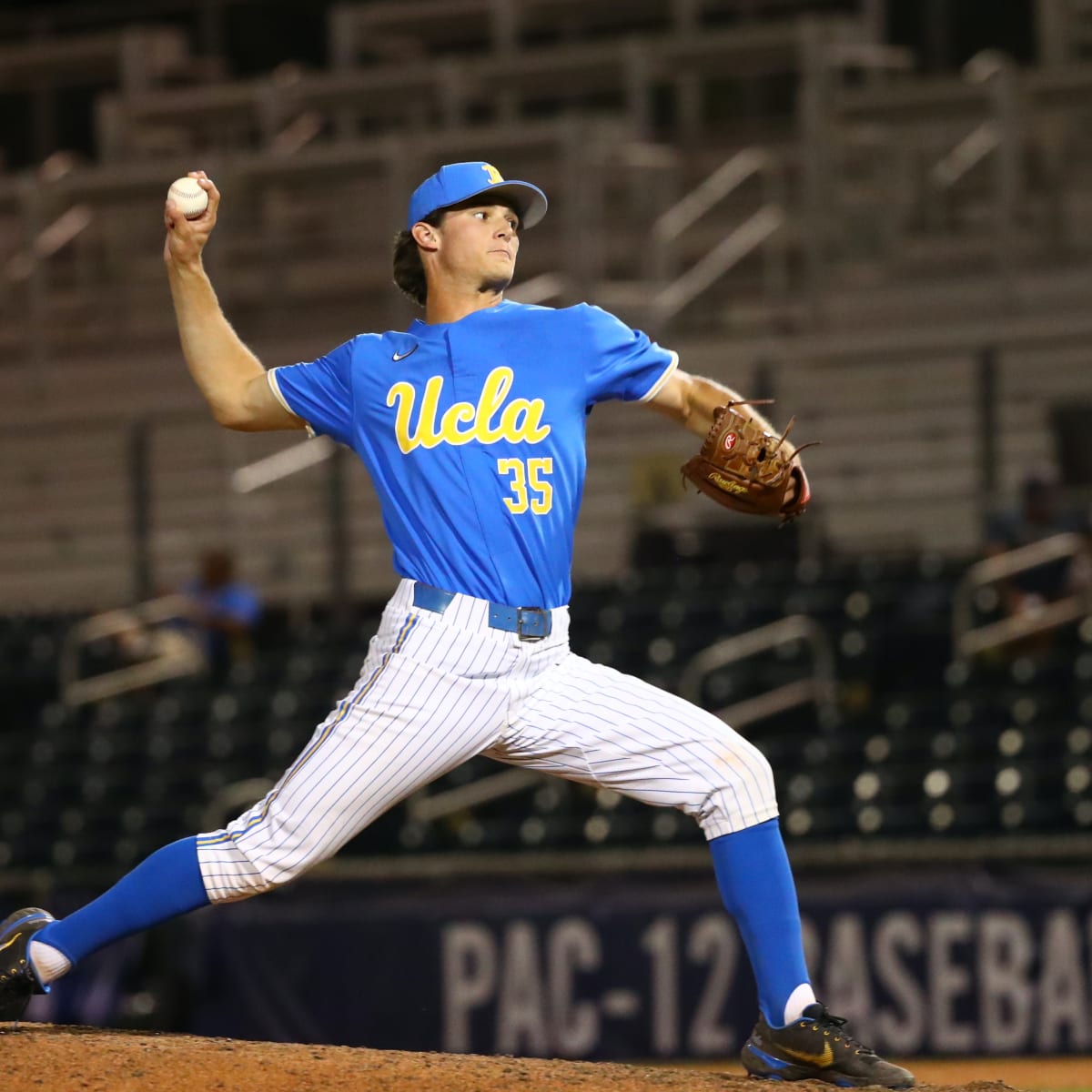 No. 12 UCLA Hits Four Homers in 8-7 Win at Oregon - UCLA
