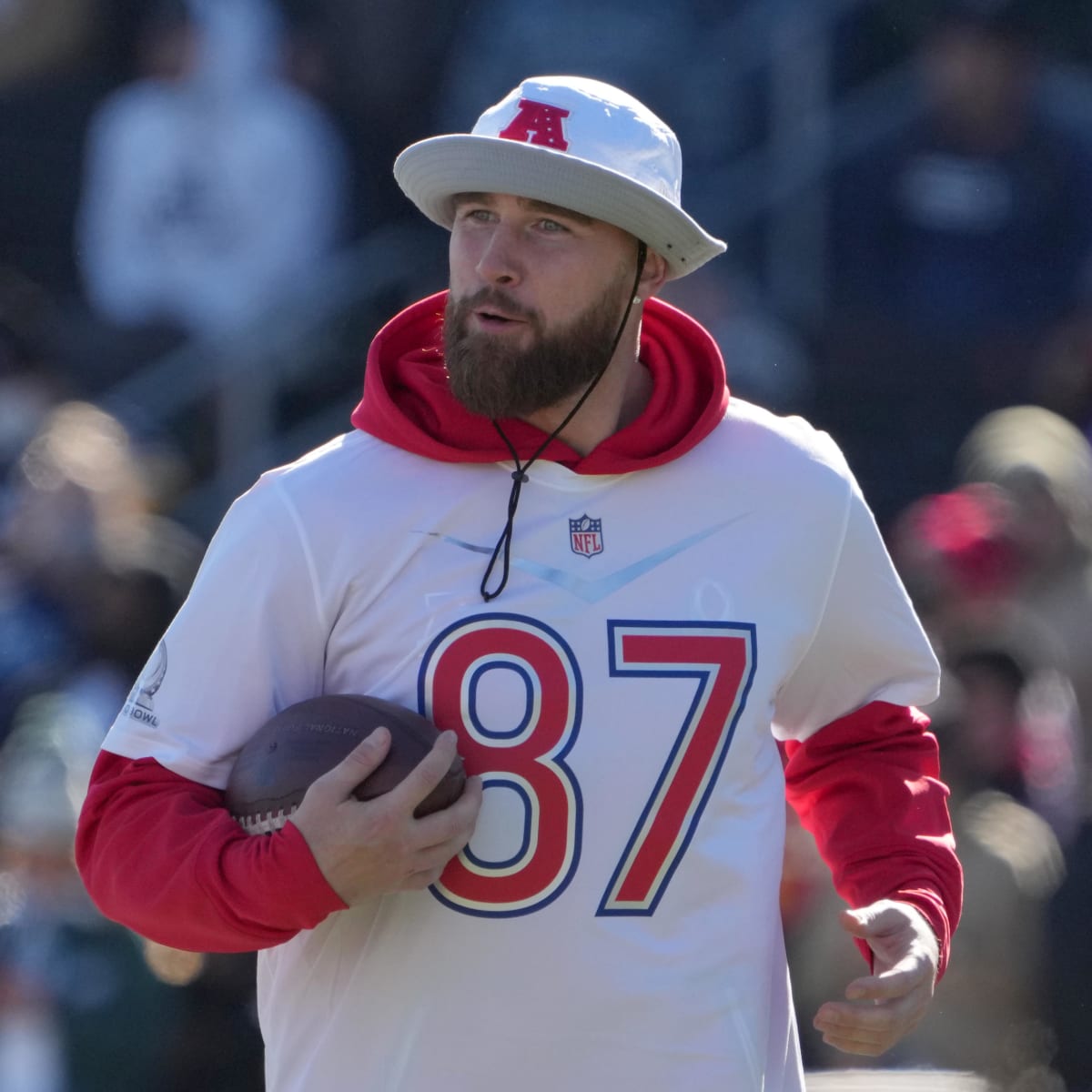 Bearcats alum Travis Kelce pledges 'transformational' gift to