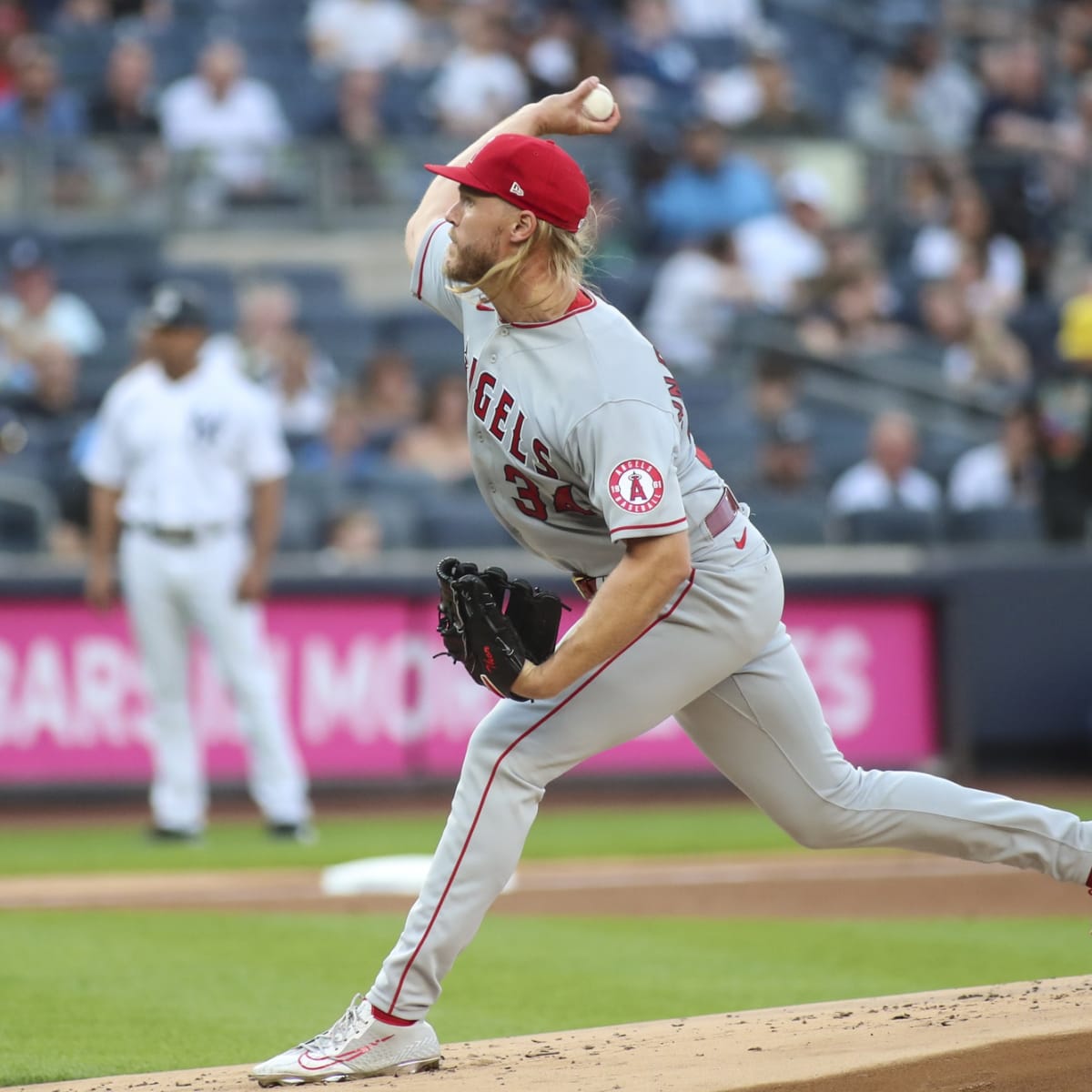 Angels' pitcher Noah Syndergaard hit hard in return to New York, Yankees  win series opener