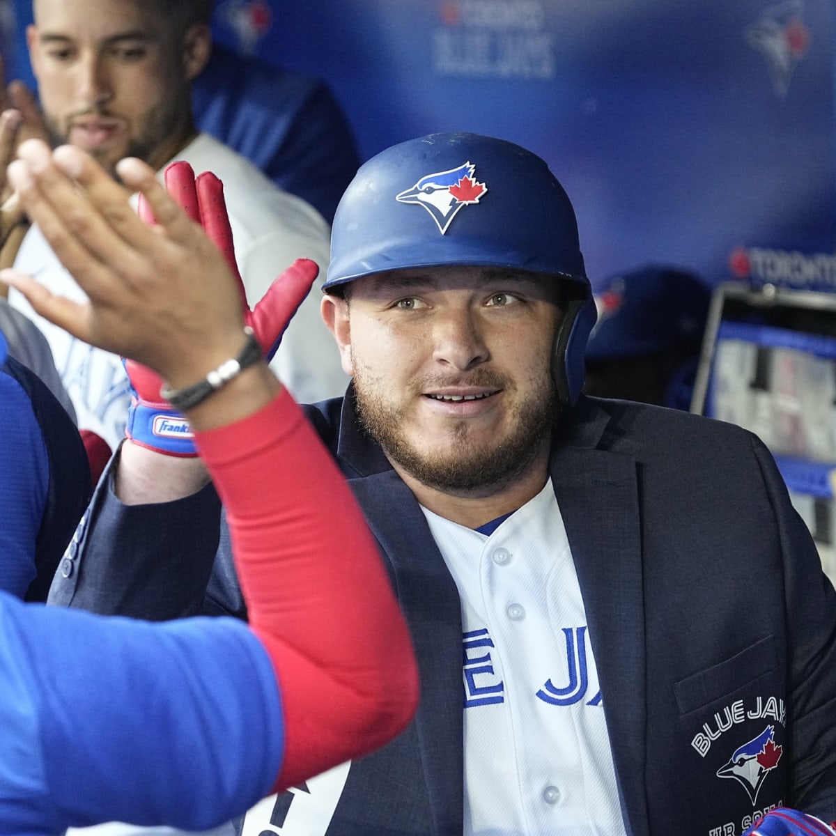 Blue Jays' Bo Bichette, Lourdes Gurriel Jr. among Toronto BBWAA winners